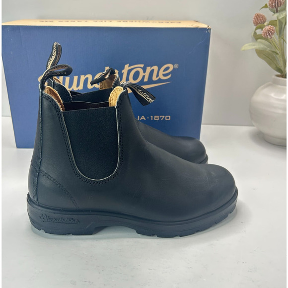 Blundstone 558 Leather Chelsea Pull On Boot Black Women 8.5/Men 6.5 NWB - Picture 1 of 9